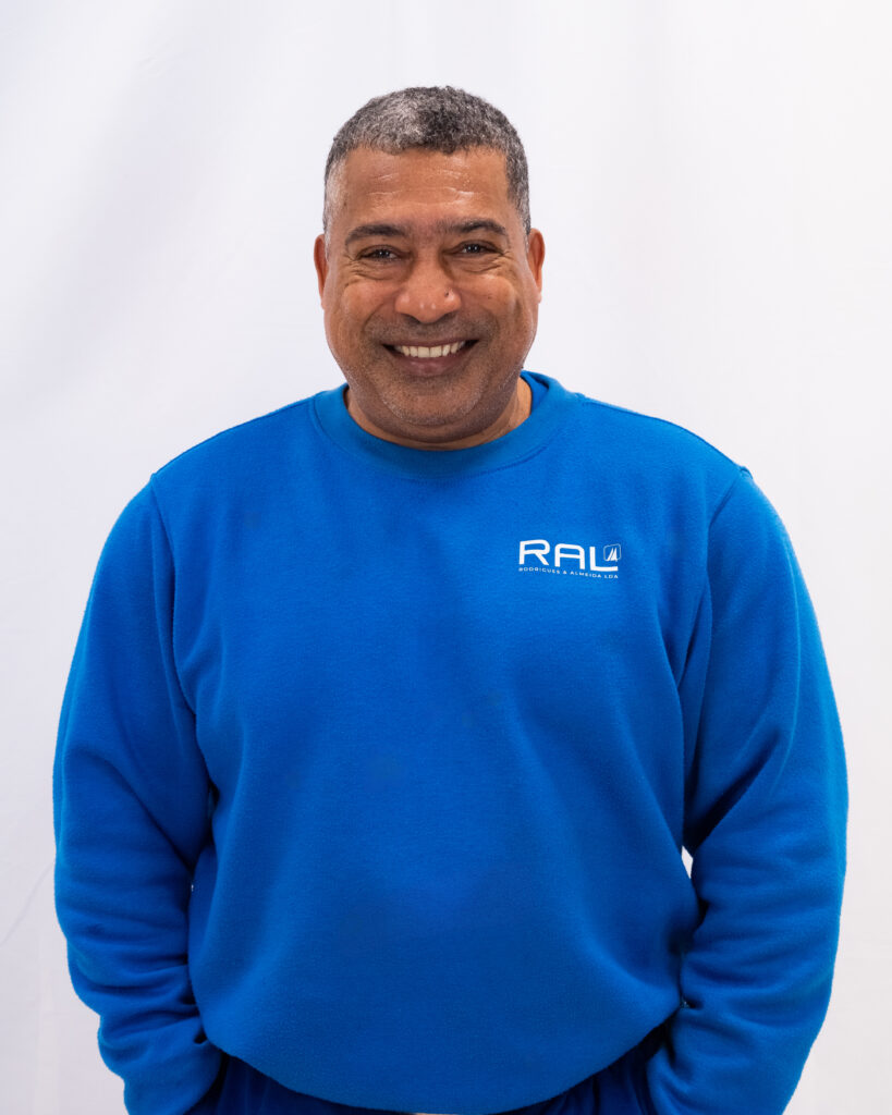 João Pedro Lopes, serralheiro na RAL – Rodrigues & Almeida